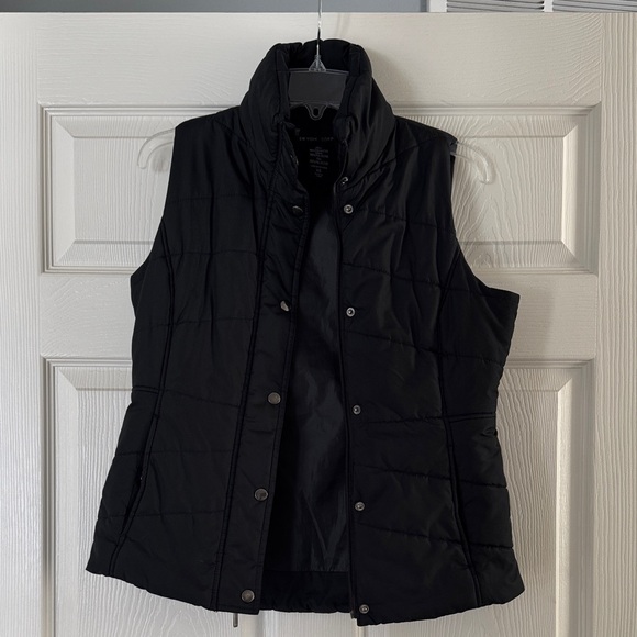 New York & Company Jackets & Blazers - Women's Black Puffer Vest